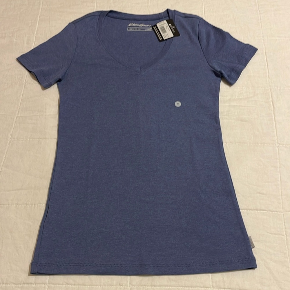 Eddie Bauer new with tags short-sleeve v-neck t-shirt